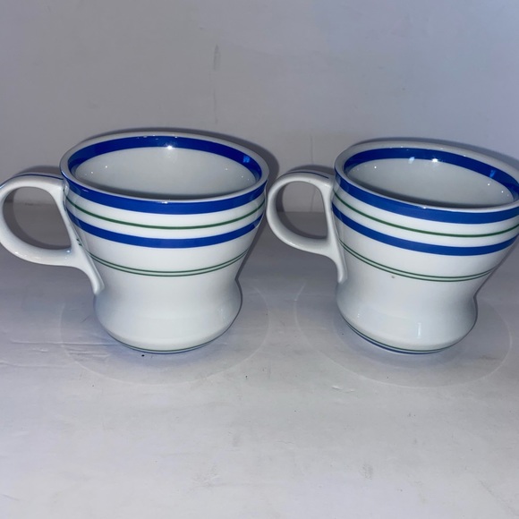 Retired Starbucks 2007 Retro Striped Diner 12 oz Cups Set Of 2 - Picture 2 of 7